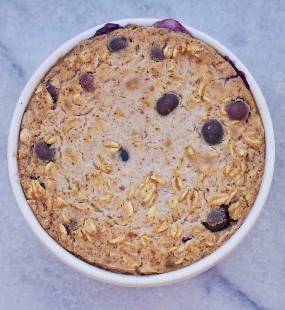Blueberry Pie Baked Oatmeal Leahs Plate 941x1024 - Blueberry Pie Baked Oatmeal