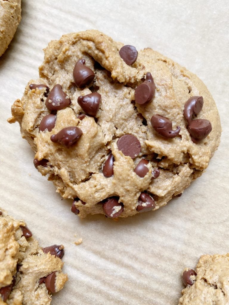 vegan gf choc chip cookie 768x1024 - Vegan + Gluten-Free Chocolate Chip Cookies