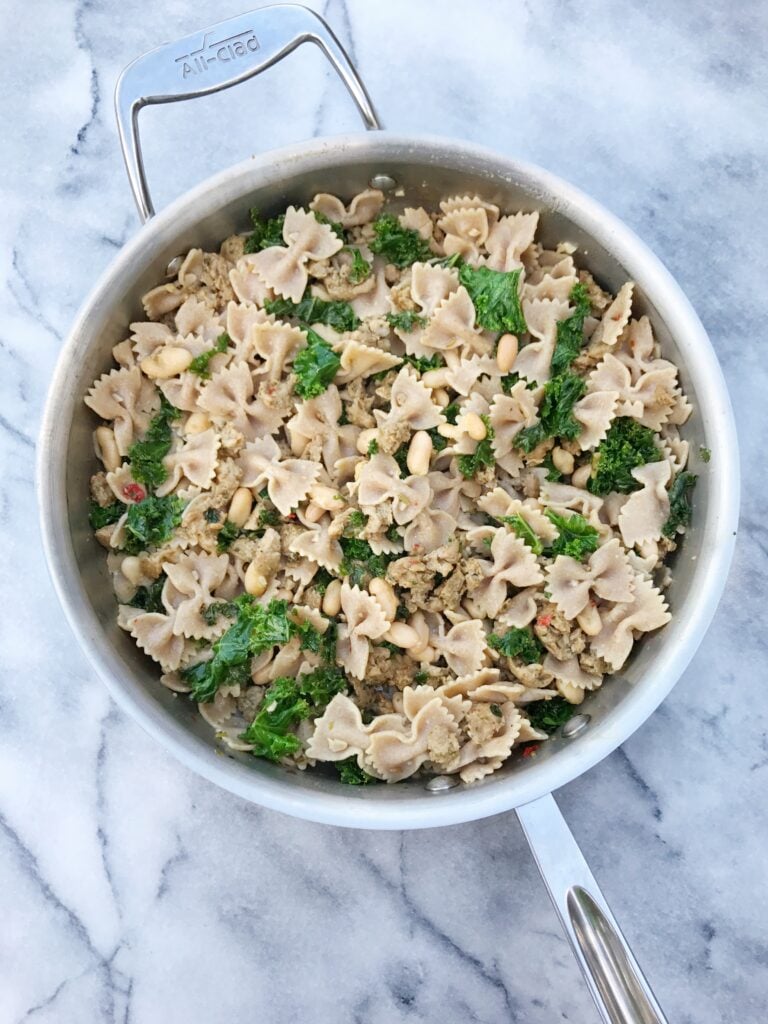 Garlicky Whole Wheat Pasta with Kale, White Beans & Chicken Sausage